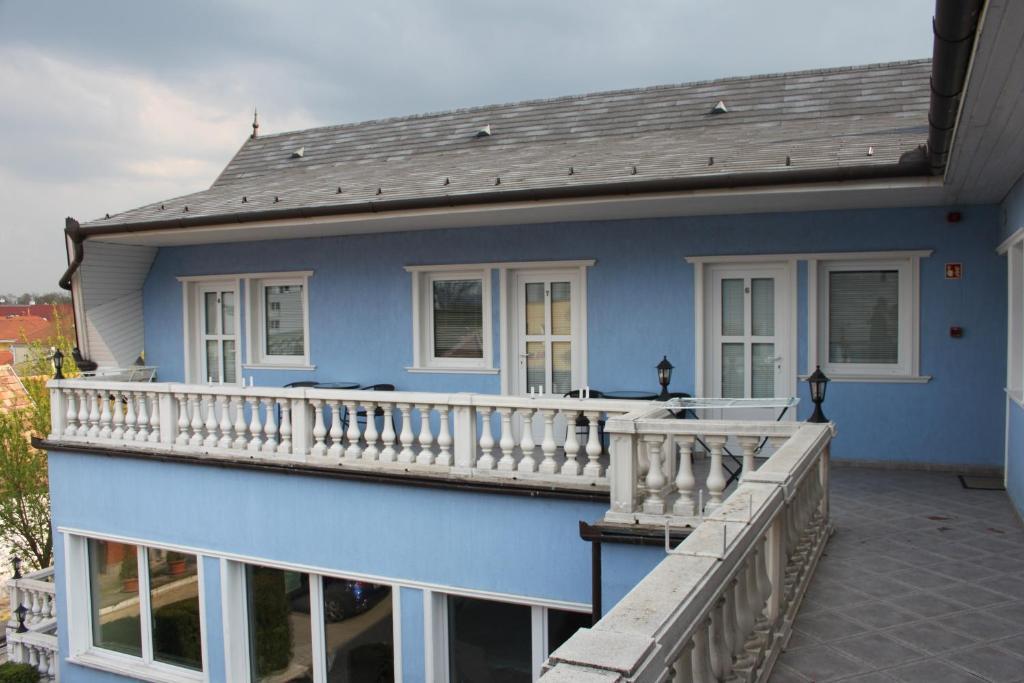 Blue Villa Appartement House Hévíz Екстериор снимка
